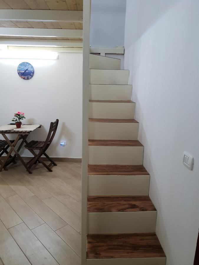 Casa Basile 15 Bed & Breakfast Napoli Bagian luar foto