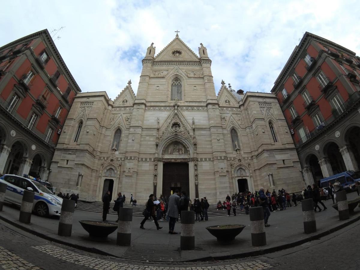 Casa Basile 15 Bed & Breakfast Napoli Bagian luar foto