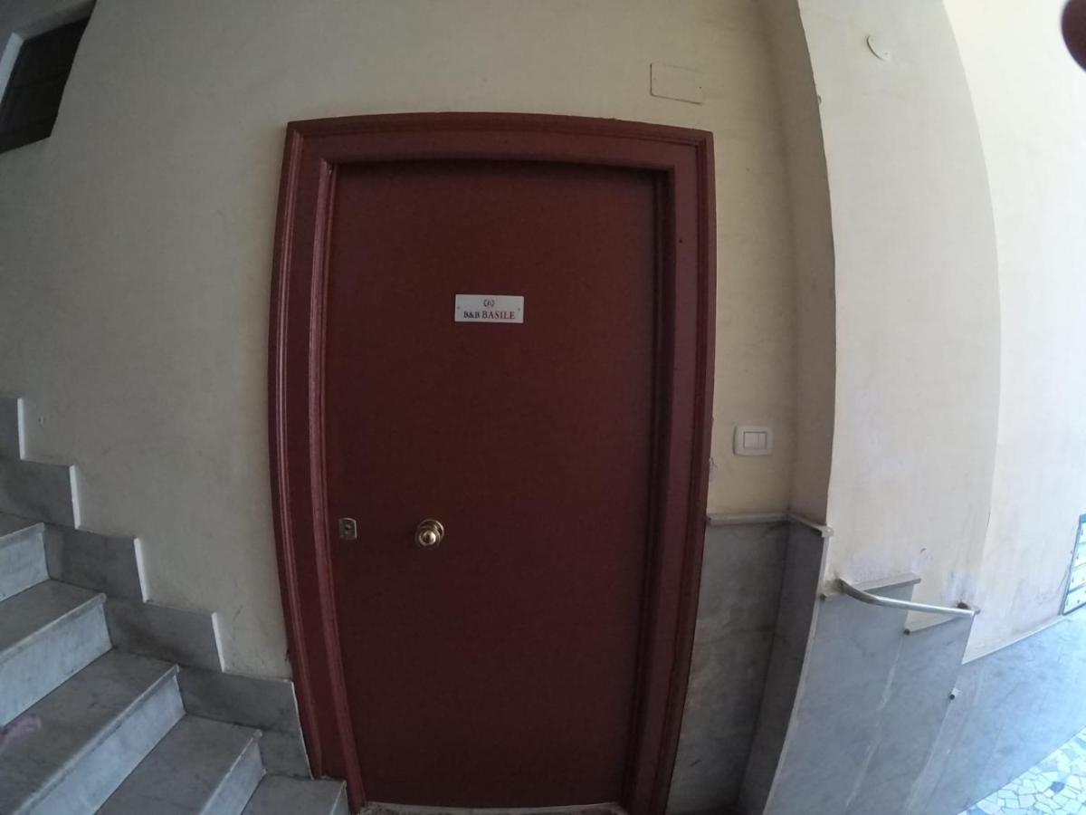 Casa Basile 15 Bed & Breakfast Napoli Bagian luar foto
