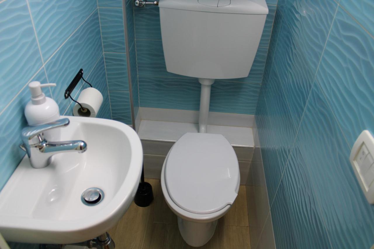 Casa Basile 15 Bed & Breakfast Napoli Bagian luar foto