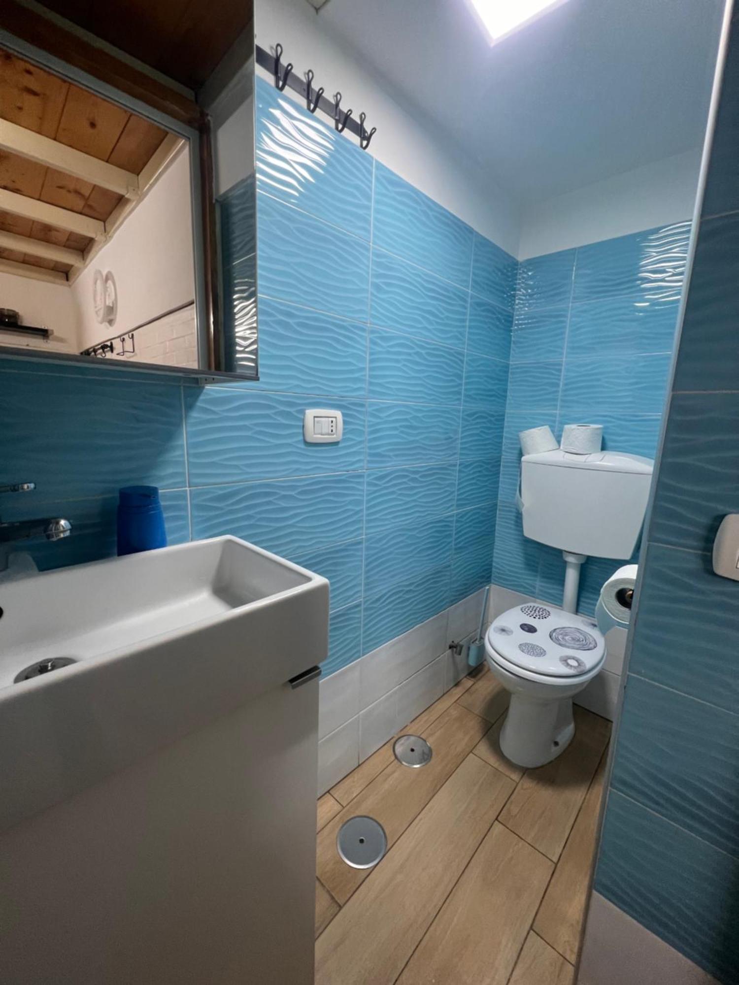 Casa Basile 15 Bed & Breakfast Napoli Bagian luar foto